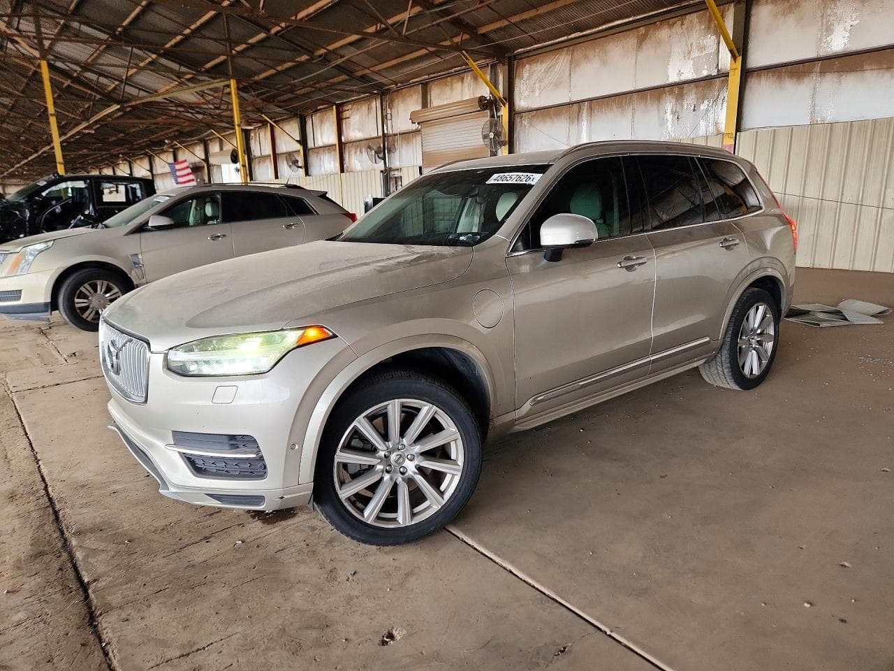 2016 VOLVO XC90 T8