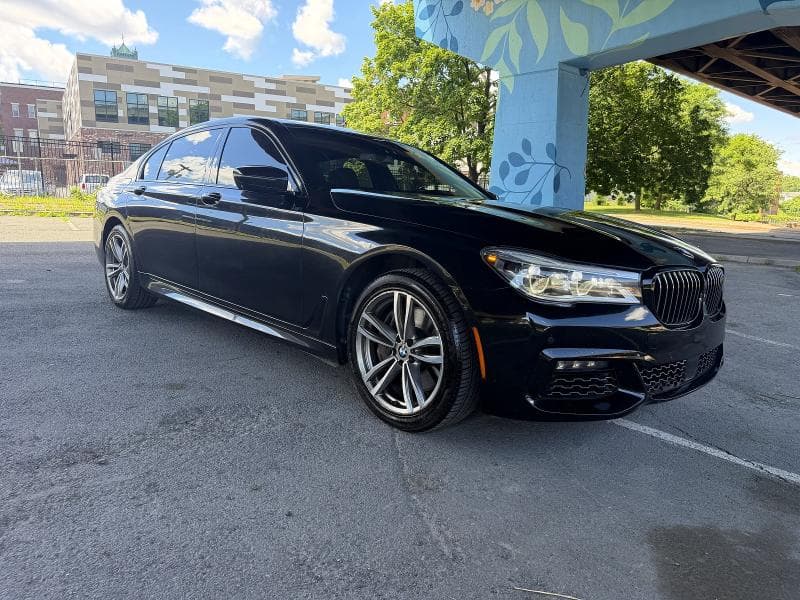 2019 BMW 750I XDRIVE
