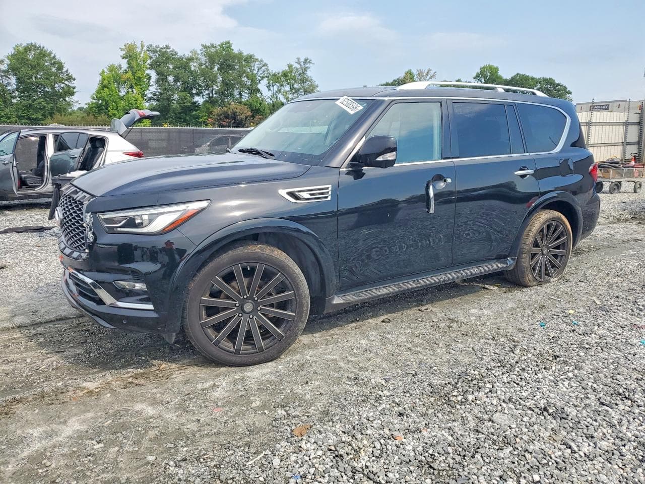 2021 INFINITI QX80 LUXE
