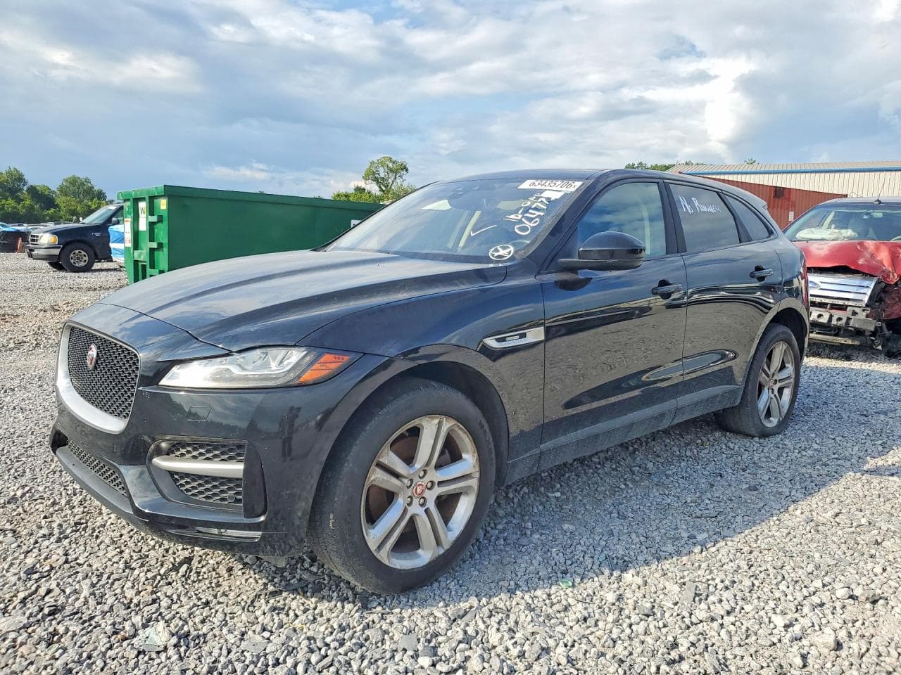 2017 JAGUAR F-PACE R - SPORT