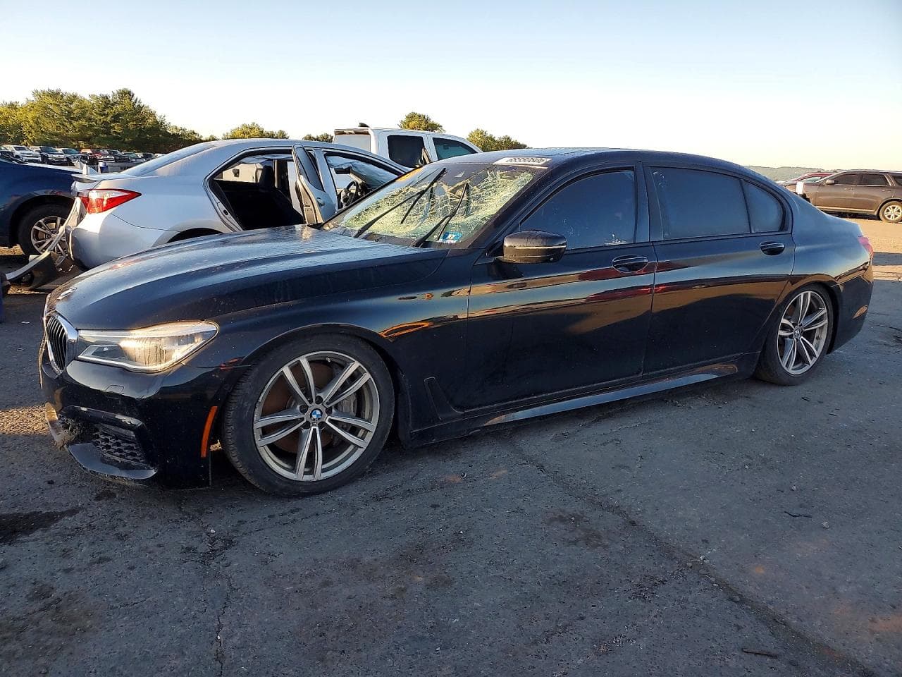 2016 BMW 750 XI