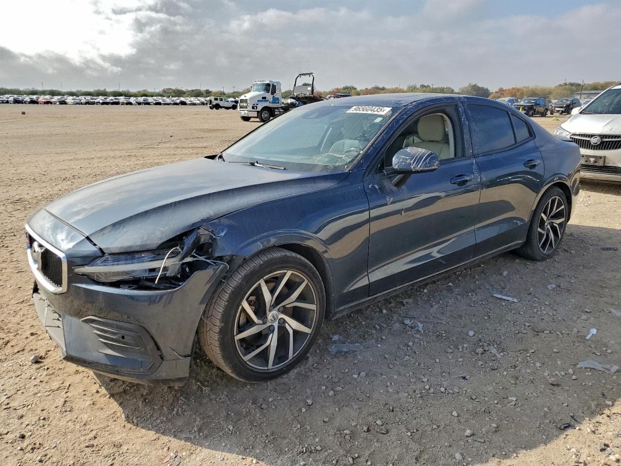 2020 VOLVO S60 T5 MOMENTUM